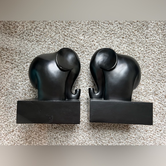 Elephant Book Ends - Picture 2 of 11